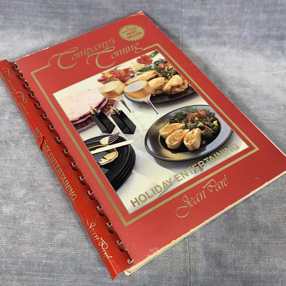 Company’s Coming HOLIDAY ENTERTAINING Cookbook by Jean Pare Seventh Edition 1987